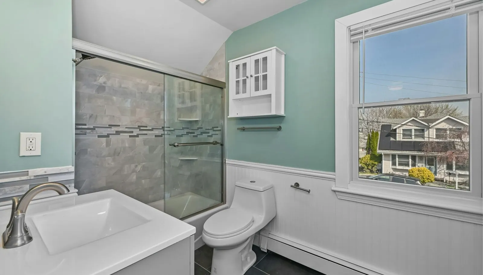 014-493449-20-web-or-mls-10-prospect-st-