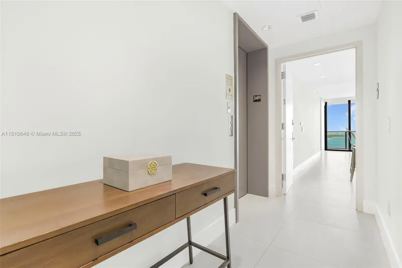 Private Elevator Foyer
