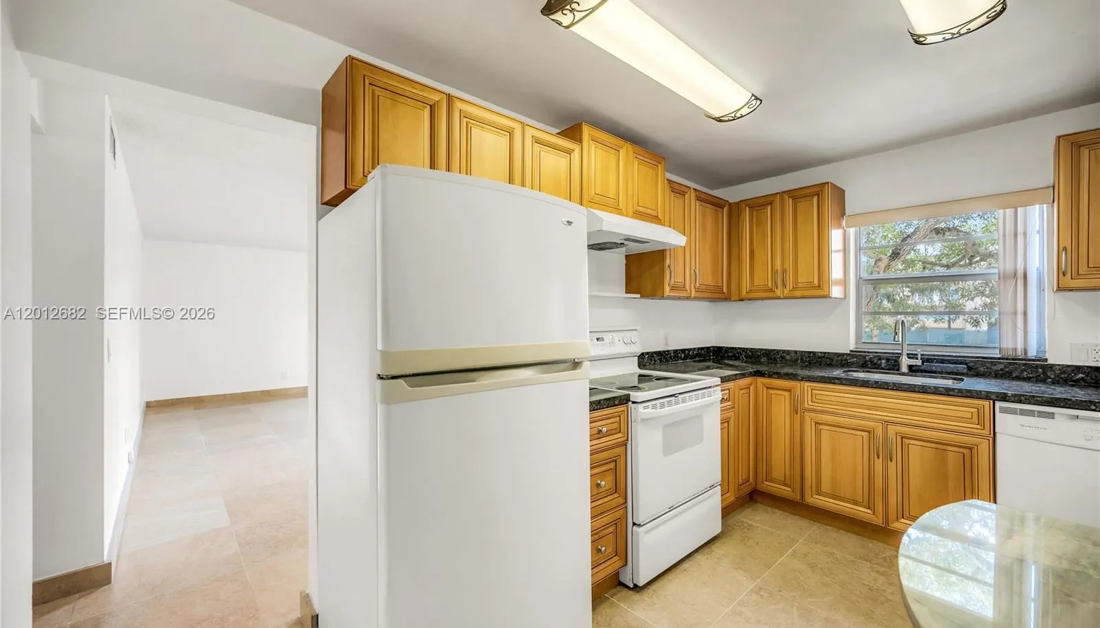 eat in kitchen