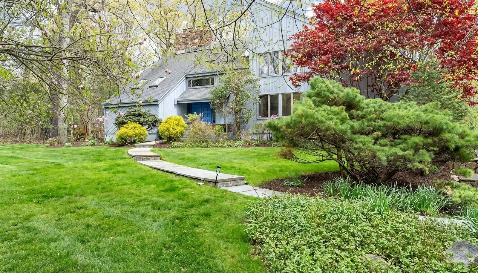 42 Stone Brook Ln 02gr - WEB