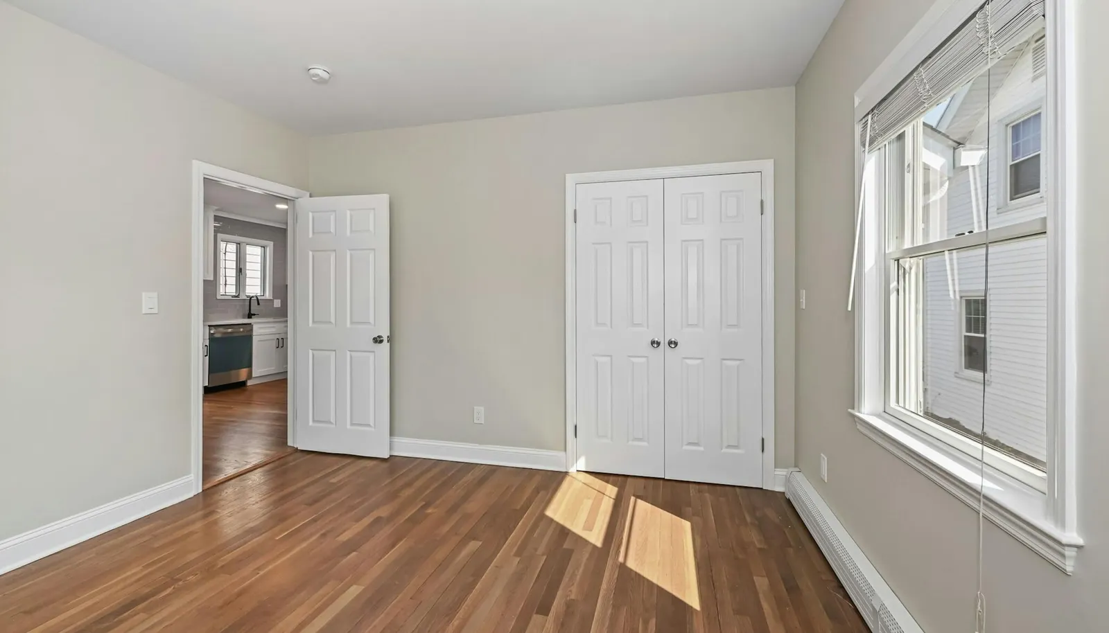 009-493449-10-web-or-mls-10-prospect-st-