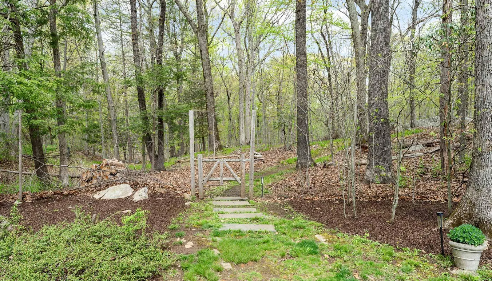 42 Stone Brook Ln 07 - WEB