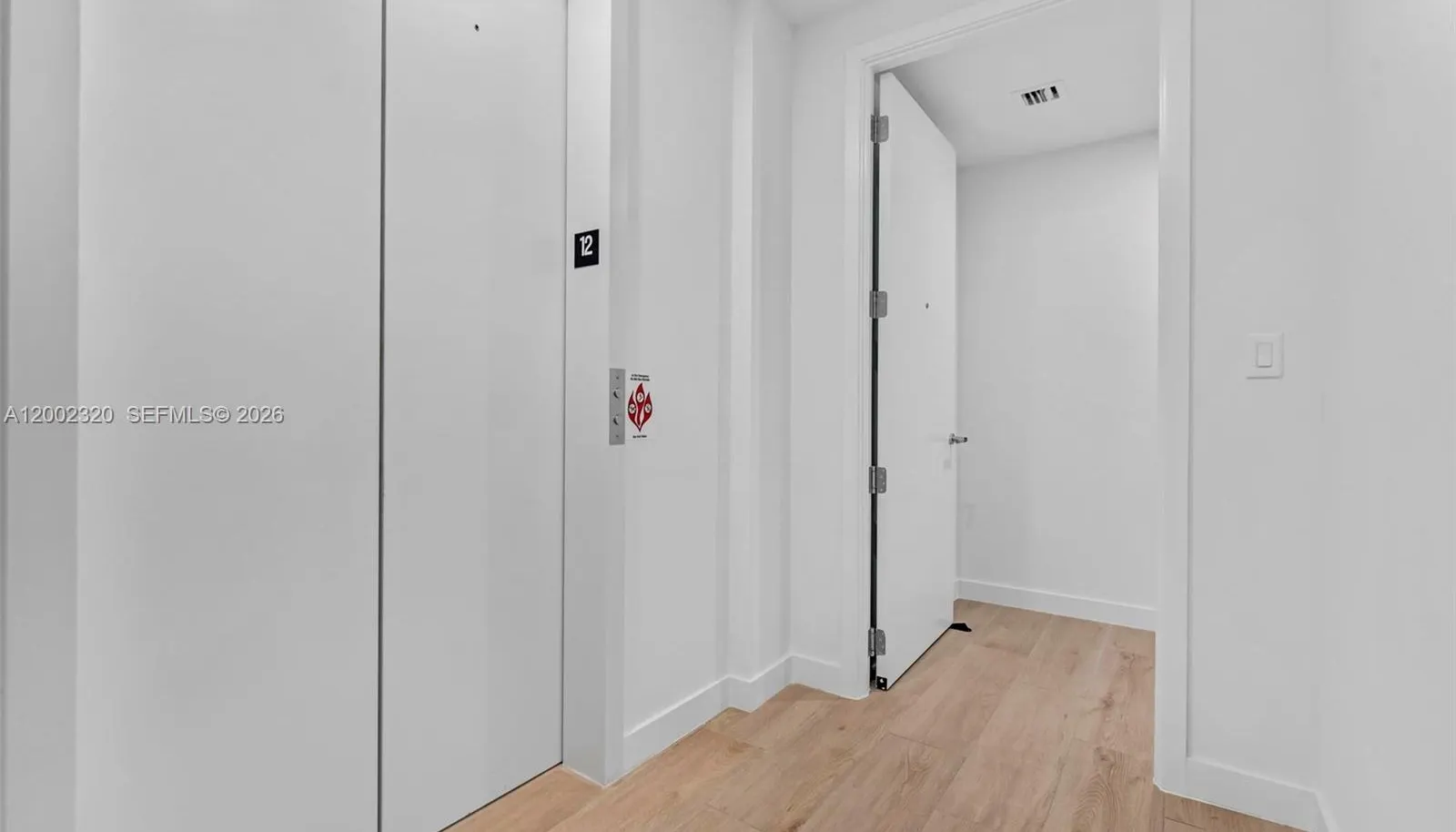 Private elevator foyer