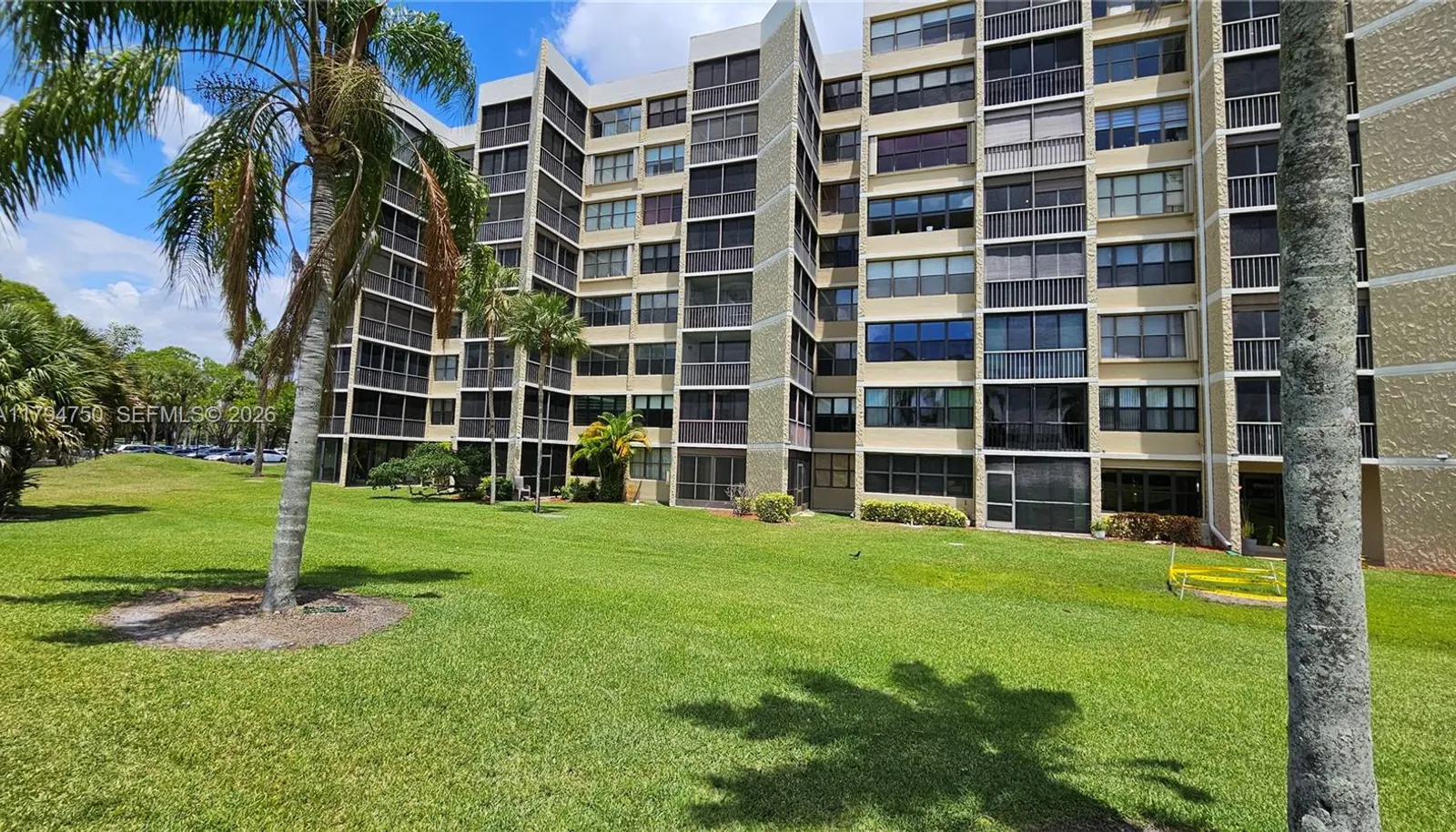 High-rise on the Golf Course