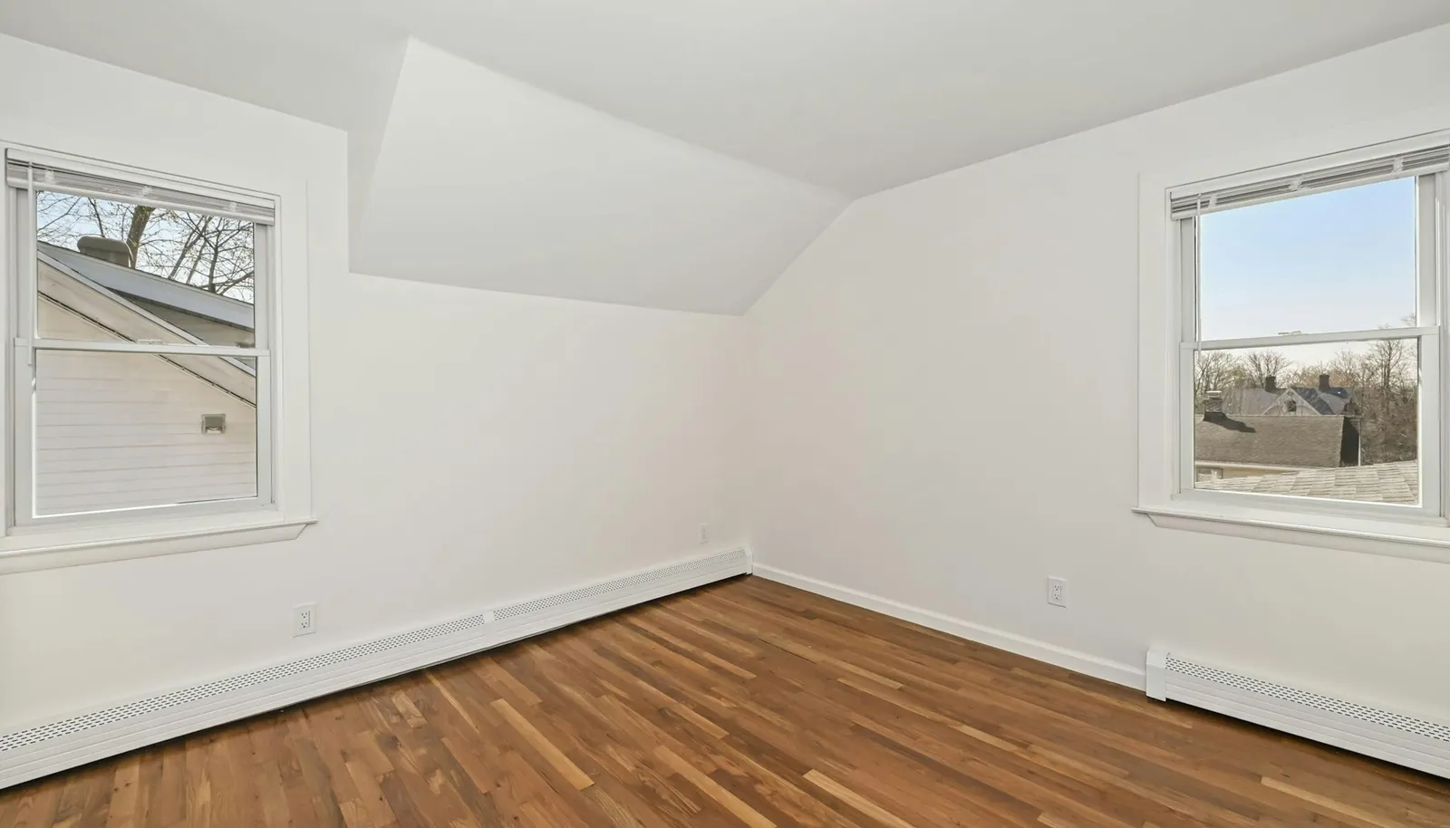 013-493449-17-web-or-mls-10-prospect-st-