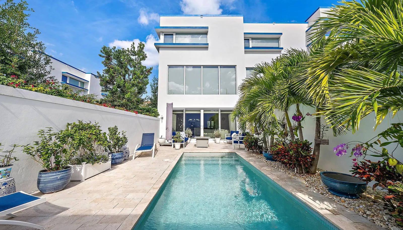 770 N St-27