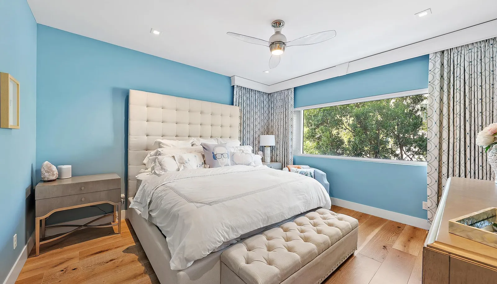 770 N St-43