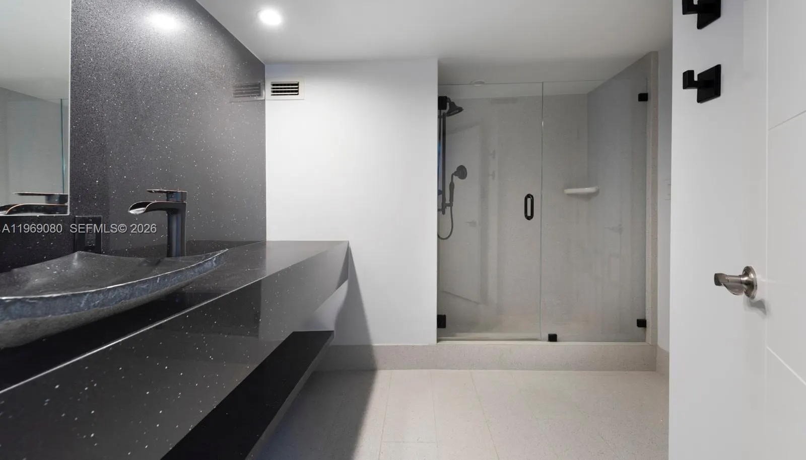 Primary Suite Bathroom