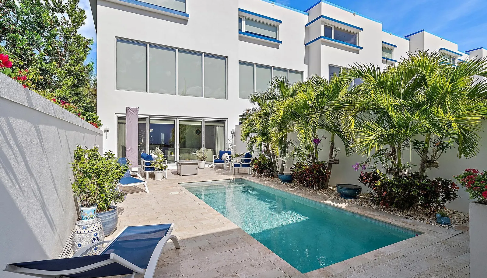 770 N St-28