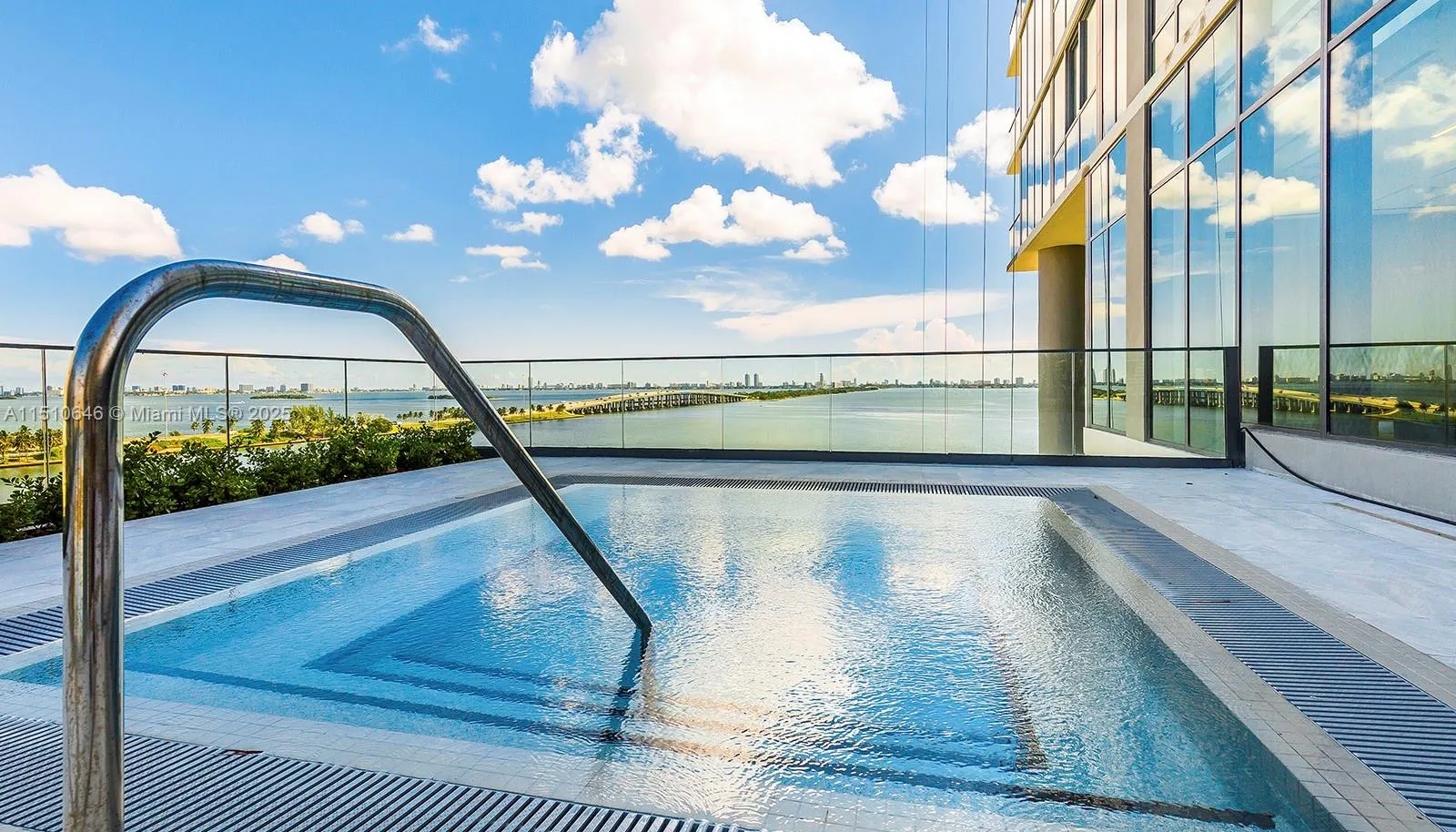 2 other pools and hot tubs, cabanas, tennis, bbq a