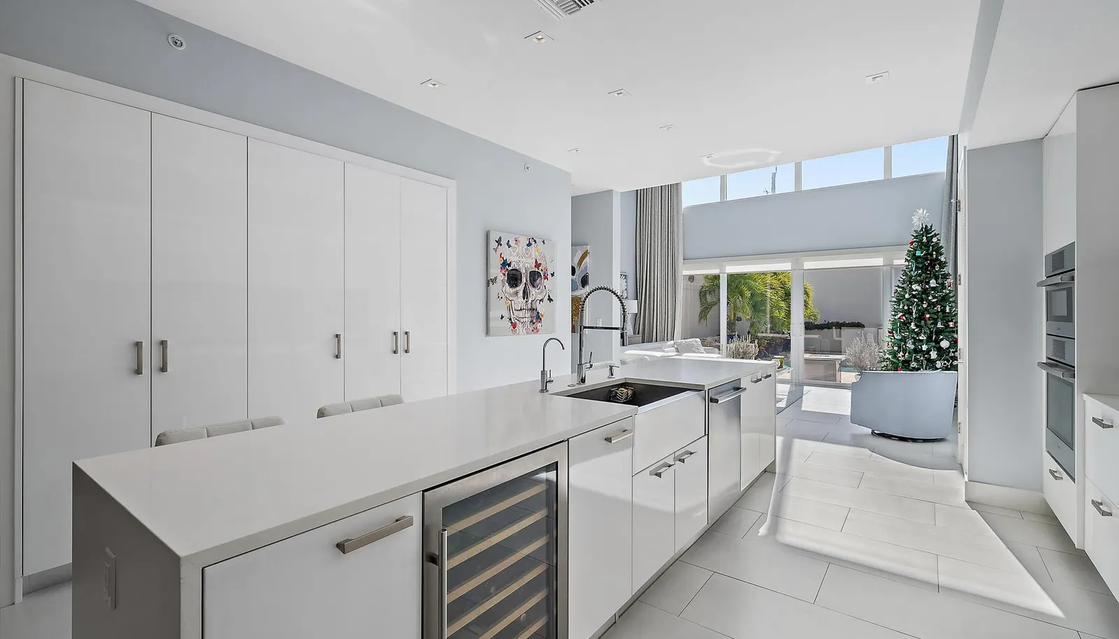 770 N St-14