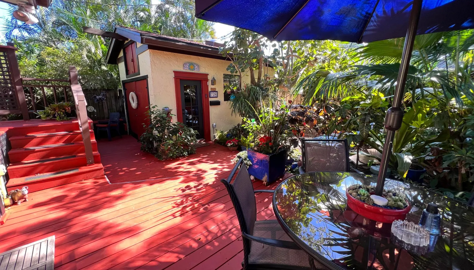 728 Palm Street