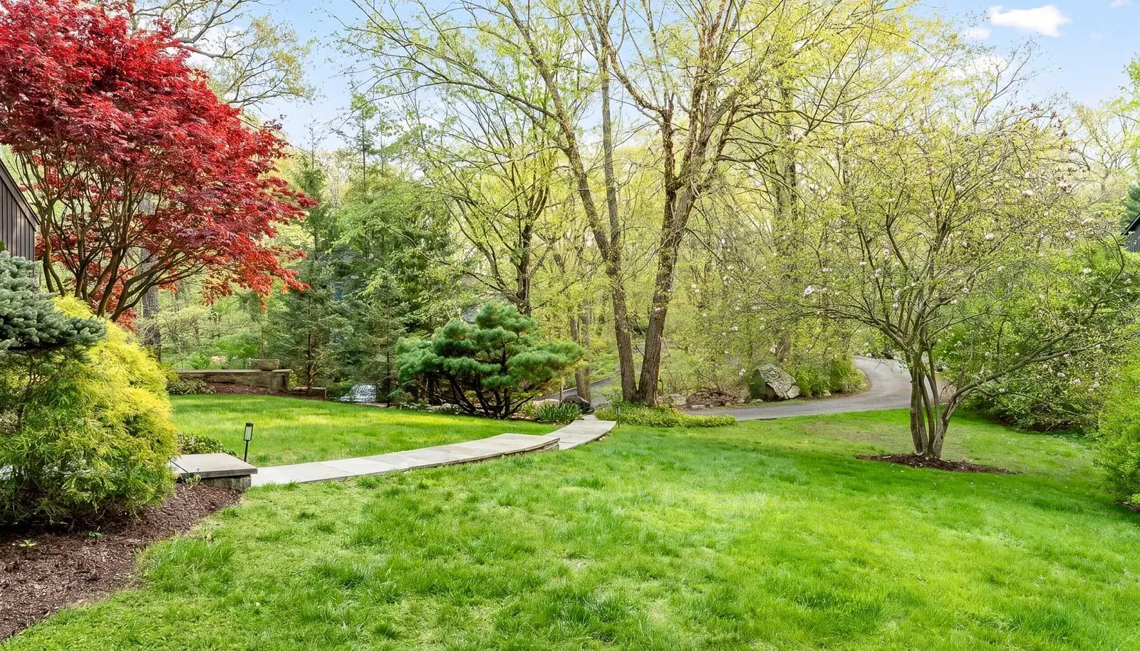 42 Stone Brook Ln 03gr - WEB